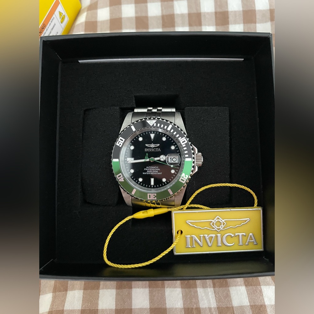 Invicta Pro Diver - Black/Green Bezel Automatic